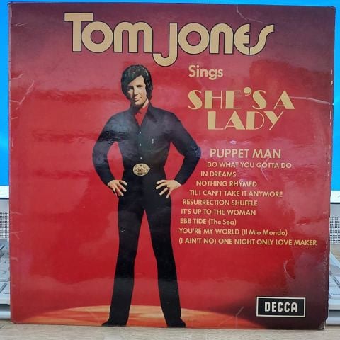 TOM JONES - SİNGS SHE SA LADY LP PLAK