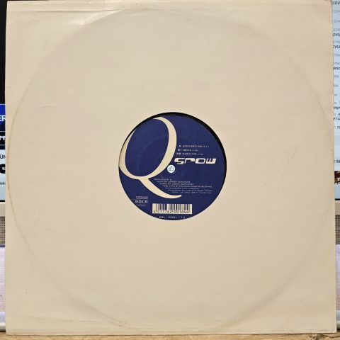 Q (9) – Grow LP PLAK