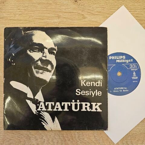 Atatürk – Kendi Sesiyle Atatürk 45LİK PLAK