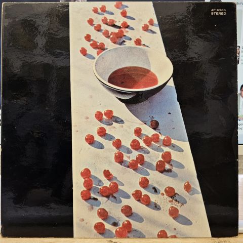 Paul McCartney - McCartney album cover More images LP PLAK