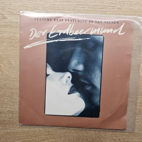 Culture Beat Featuring Jo Van Nelsen – Der Erdbeermund 45LİK PLAK