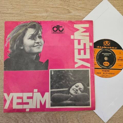 Yeşim – Aşk Alfabesi / Olmaz Böyle Şey 45LİK PLAK