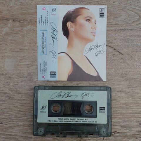 SEZEN AKSU - GİT KASET