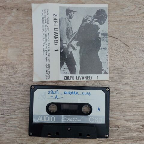 ZÜLFÜ LİVANELİ - 1 KASET