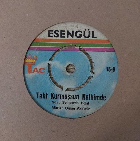 Esengül – Taht Kurmuşsun Kalbimde 45LİK PLAK