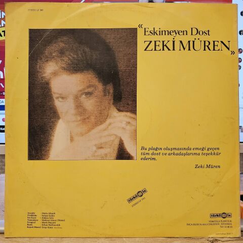 Zeki Müren – Eskimeyen Dost LP PLAK