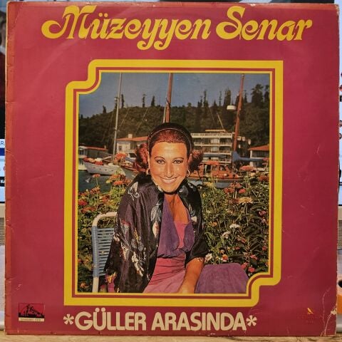 Müzeyyen Senar – Güller Arasında LP PLAK
