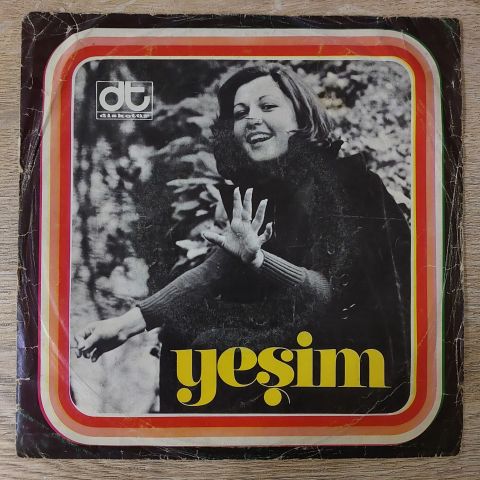 Yeşim – Böyle Mi Başlar / Küçük Bey 45LİK PLAK