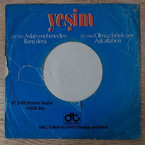 Yeşim – Böyle Mi Başlar / Küçük Bey 45LİK PLAK