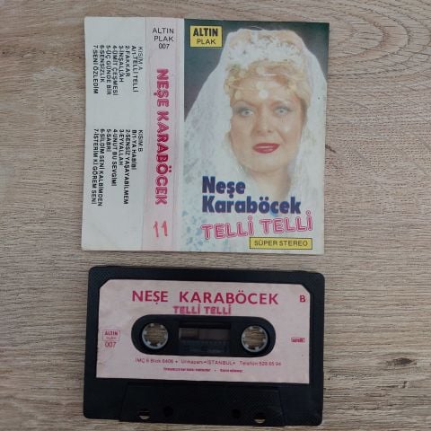 NEŞE KARABÖCEK - TELLİ TELLİ KASET