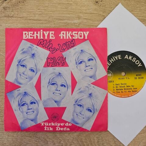 Behiye Aksoy – Bir İhtimâl Daha Var 45LİK PLAK 8 ŞARKILIK EP