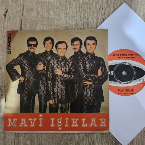 Mavi Işıklar – Çayır Çimen Geze Geze / Keep Searchin' / Out Of Sight / Yayla Çiçeği 45LİK PLAK