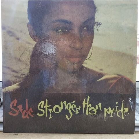 SADE - STRONGER THAN PRİDE