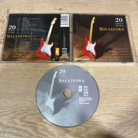 SHADES OF GREY - 20 YEARS OF THE SHADOWS CD