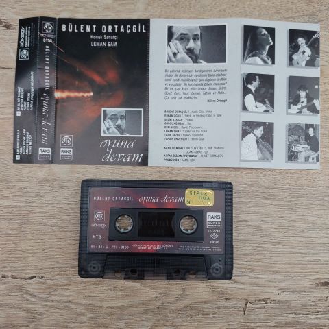 BÜLENT ORTAÇGİL & LEMAN SAM - OYUNDA DEVAM