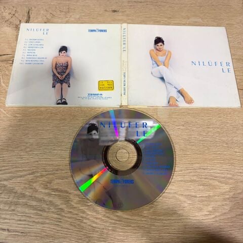 NİLÜFER - NİLÜFER'LE CD
