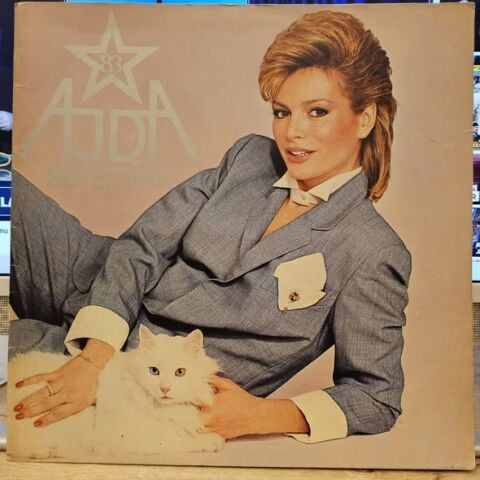 Ajda Pekkan – Süperstar '83