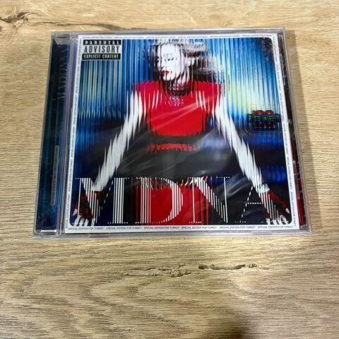 MADONNA - MDNA CD