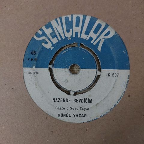 Gönül Yazar – Nazende Sevdiğim 45LİK PLAK