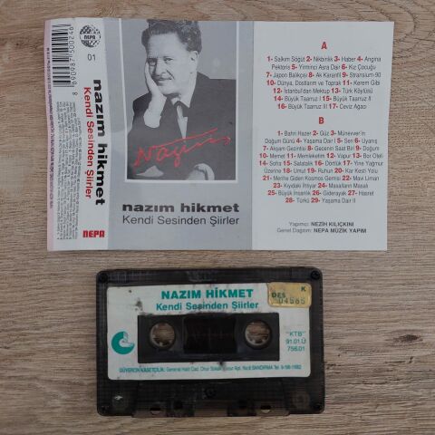 NAZIM HİKMET - KENDİ SESİNDEN ŞİİRLER KASET