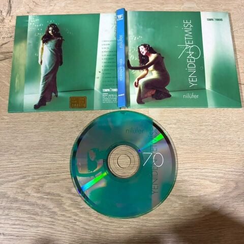 NİLÜFER - YENİDEN YETMİŞE CD