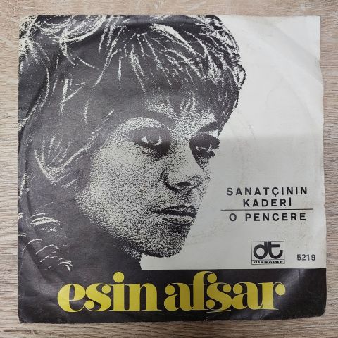 Esin Afşar – Sanatçının Kaderi / O Pencere 45LİK PLAK
