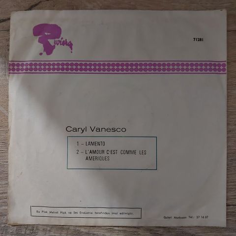 Caryl Vanesco – Lamento 45LİK PLAK