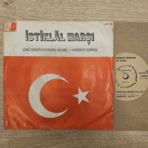 Armoni Mızıkası Ve Koro – İstiklal marşı 45LİK PLAK