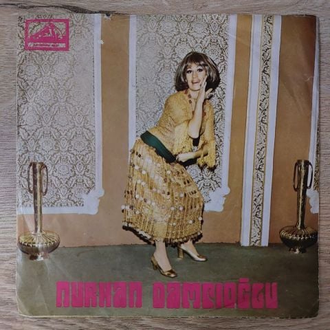 Nurhan Damcıoğlu – Yangın Var / Ufacıksın 45LİK PLAK