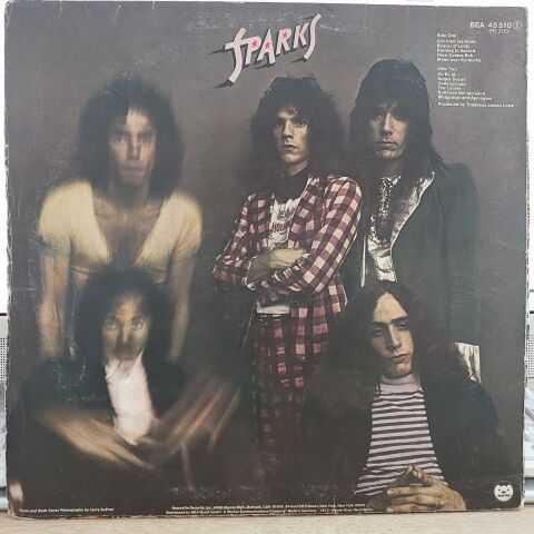 Sparks – A Woofer In Tweeter's Clothing LP PLAK