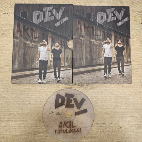 DEV - AKIL TUTULMASI CD