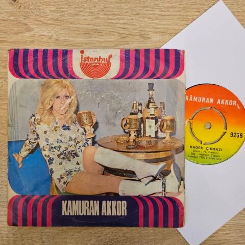 KAMURAN AKKOR - KADER ÇIKMAZI 45LİK PLAK
