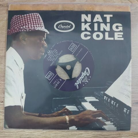 Nat King Cole – Mucho Mucho / Quizas, Quizas, Quizas 45LİK PLAK
