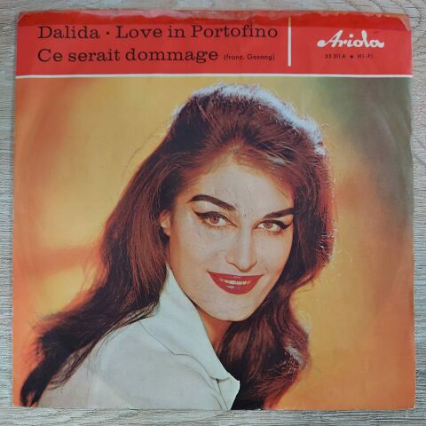 Dalida – Love In Portofino / Ce Serait Dommage 45LİK PLAK