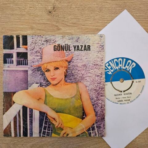 Gönül Yazar – Nazende Sevdiğim 45LİK PLAK