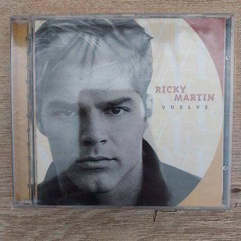 RİCKY MARTIN - VUELVE CD