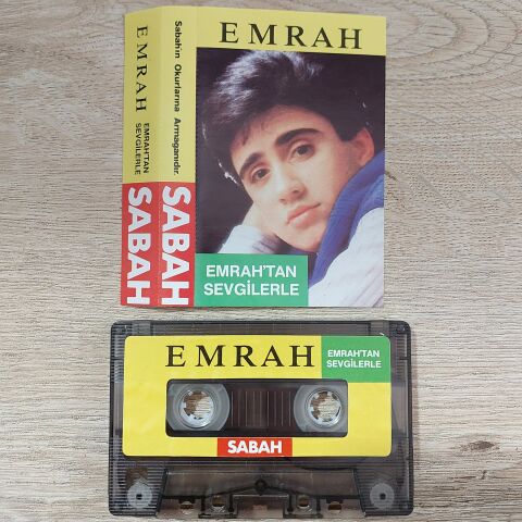 KÜÇÜK EMRAH - EMRAHTAN SEVGİLERLE KASET