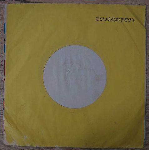 Aşık Mahzuni Şerif – Açılın Kapılar Şaha Gidelim / Dağlar Ağlar Ağlar Pir Sultan Deyu 45LİK PLAK