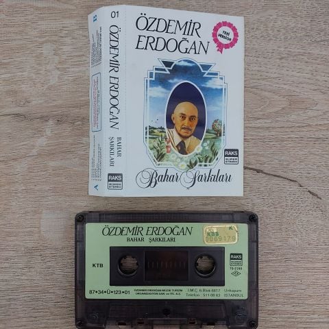 ÖZDEMİR ERDOĞAN BAHAR ŞARKILARI KASET