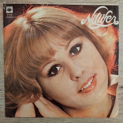 Nilüfer – Kim Arar Seni / Başka Sözüm Yok 45LİK PLAK
