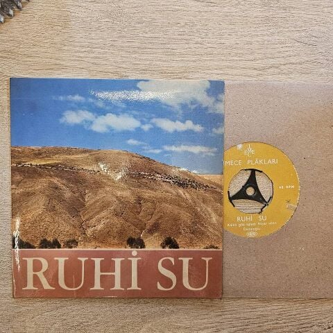 Ruhi Su – Kalktı Göç Eyledi Avşar Elleri / Niksarın Fidanları 45LİK PLAK