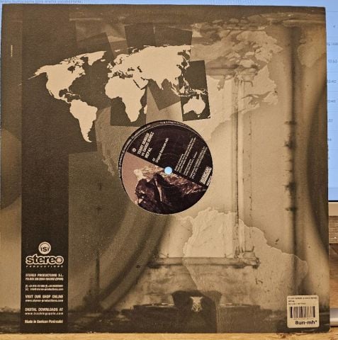 Terry Numan vs. Dario Núñez – Nepal LP PLAK