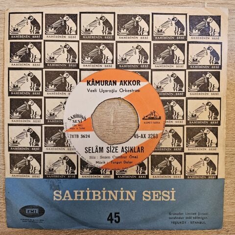 KAMURAN AKKOR - SEVİYOR SEVMİYOR 45LİK PLAK