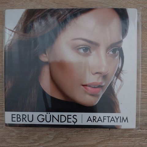 EBRU GÜNDEŞ - ARAFTAYIM CD