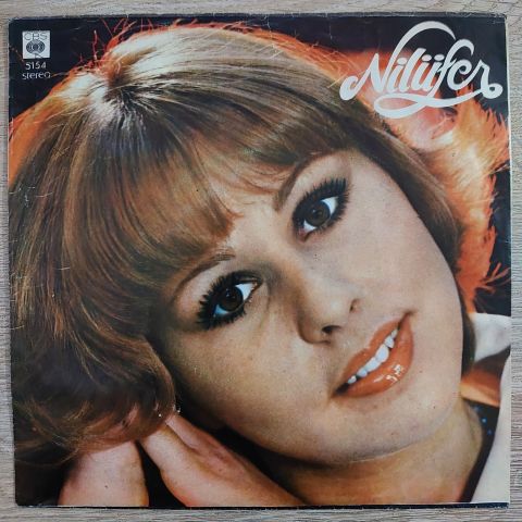 Nilüfer – Kim Arar Seni / Başka Sözüm Yok 45LİK PLAK