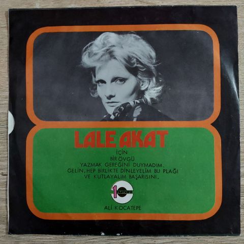 Lale Akat – Biz Böyleyiz / Aşkımızdı O 45LİK PLAK