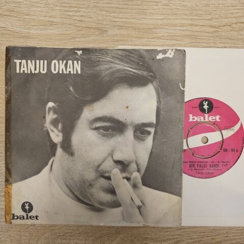 Tanju Okan – Bir Falcı Vardı / Ağlayan Gözler 45LİK PLAK