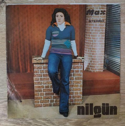 Nilgün – Seviyorum Seni Aptal 45LİK PLAK