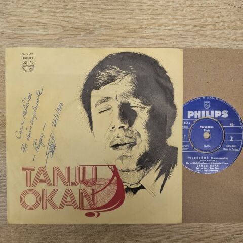 Tanju Okan – Deli Gibi Sevdim / Yıldönümü (Emmanuel) 45LİK PLAK