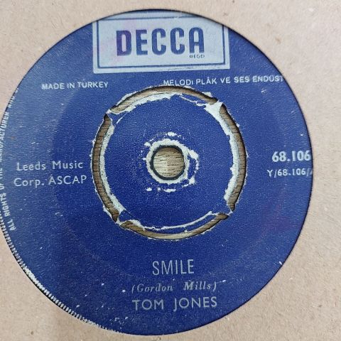 Tom Jones – Smile 45LİK PLAK